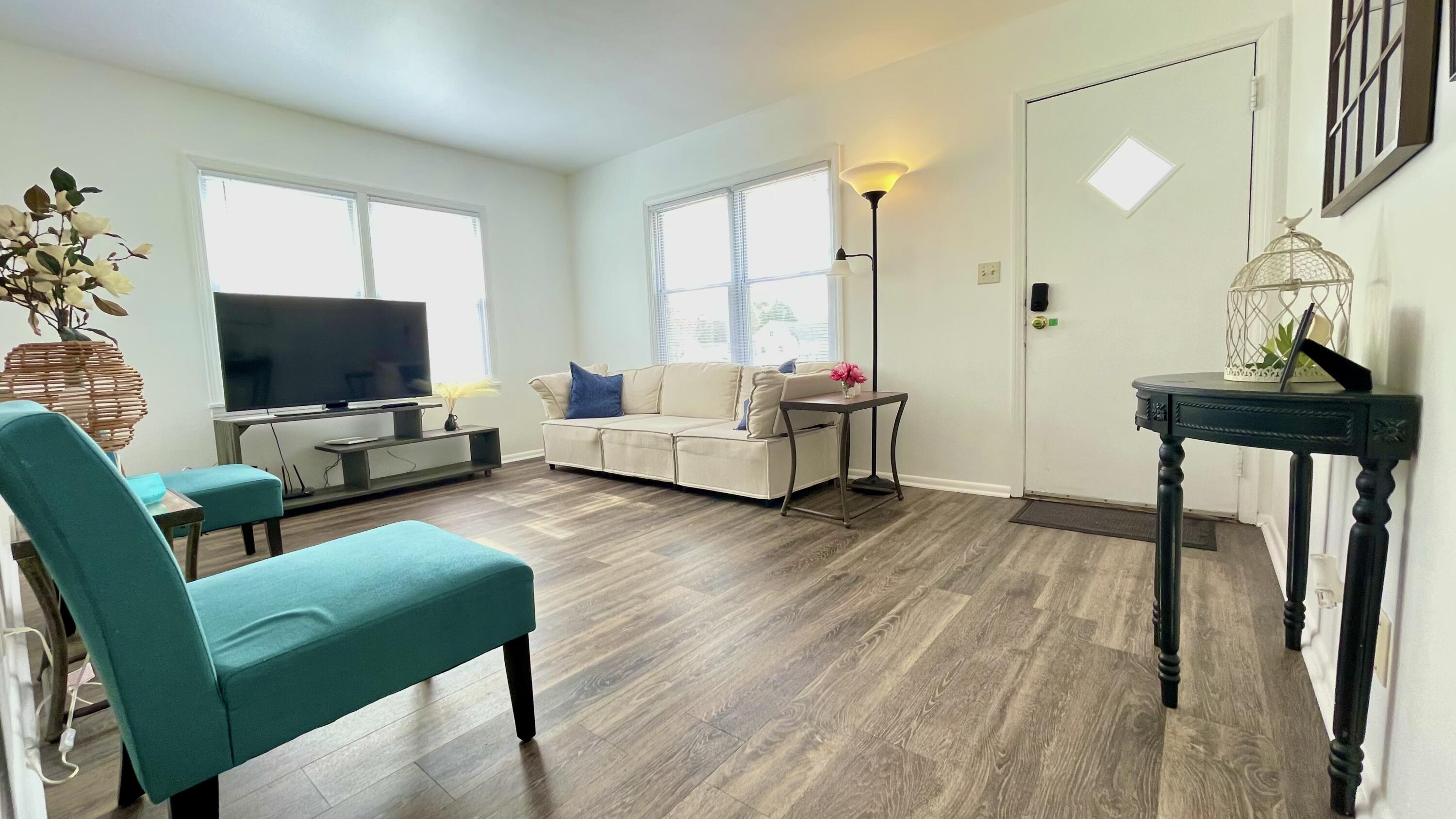 3526 North 77th Street Milwaukee, WI 53222 - Photo 4 of 11 Other view LR