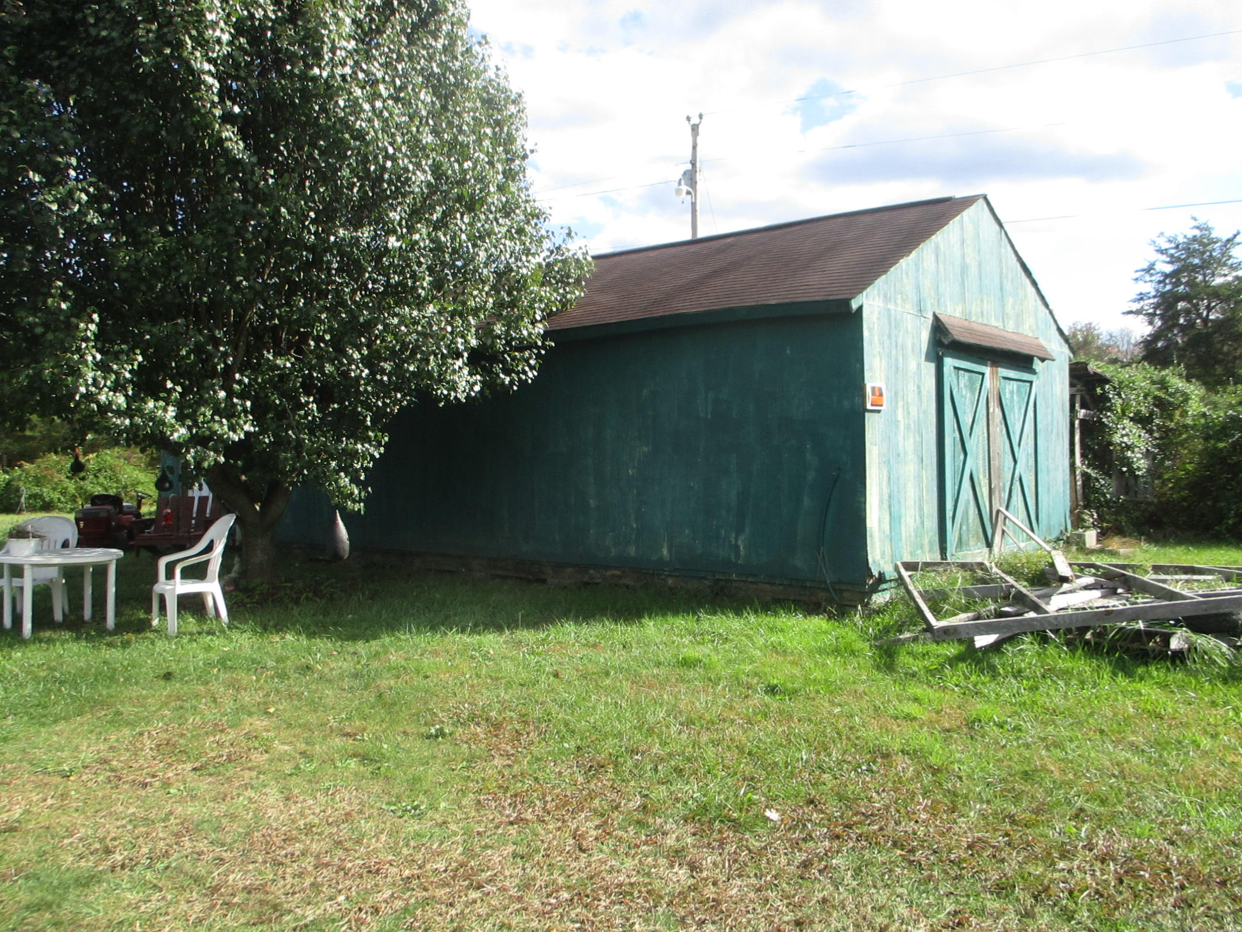 115 Gibson Road Lancing, TN 37770 - Photo 3 of 14 Workshop