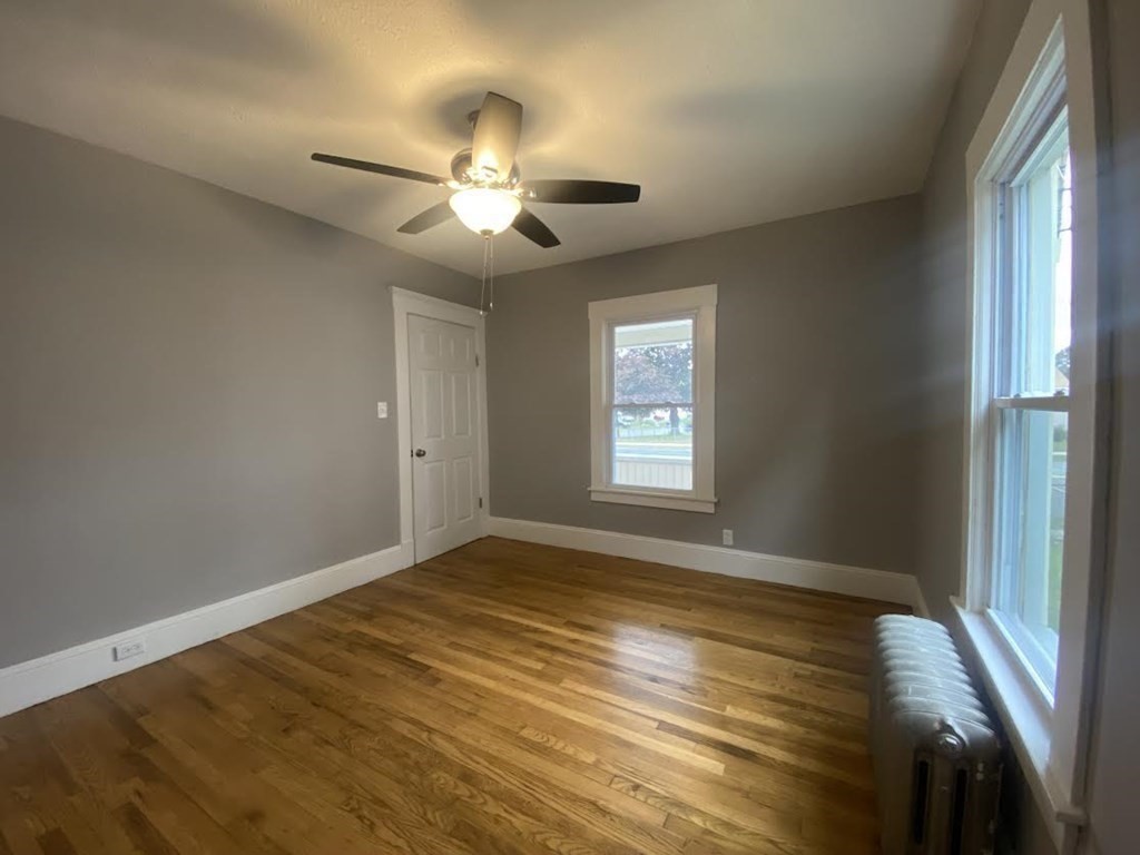 1061 Carew Street Springfield, MA 01104 - Photo 11 of 21 Gallery Image 11