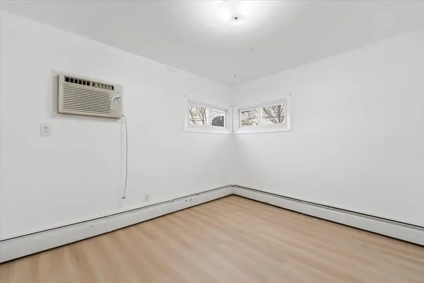 $3,100 | 52 Markham Road, Edison, NJ 08817