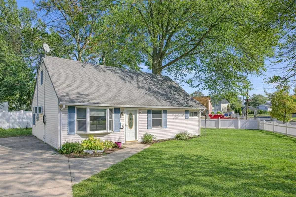 $3,100 | 52 Markham Road, Edison, NJ 08817