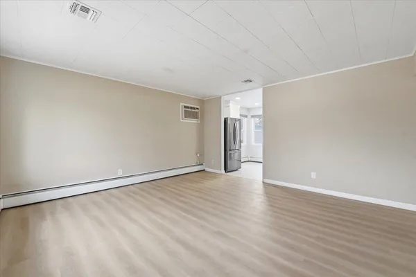 $3,100 | 52 Markham Road, Edison, NJ 08817