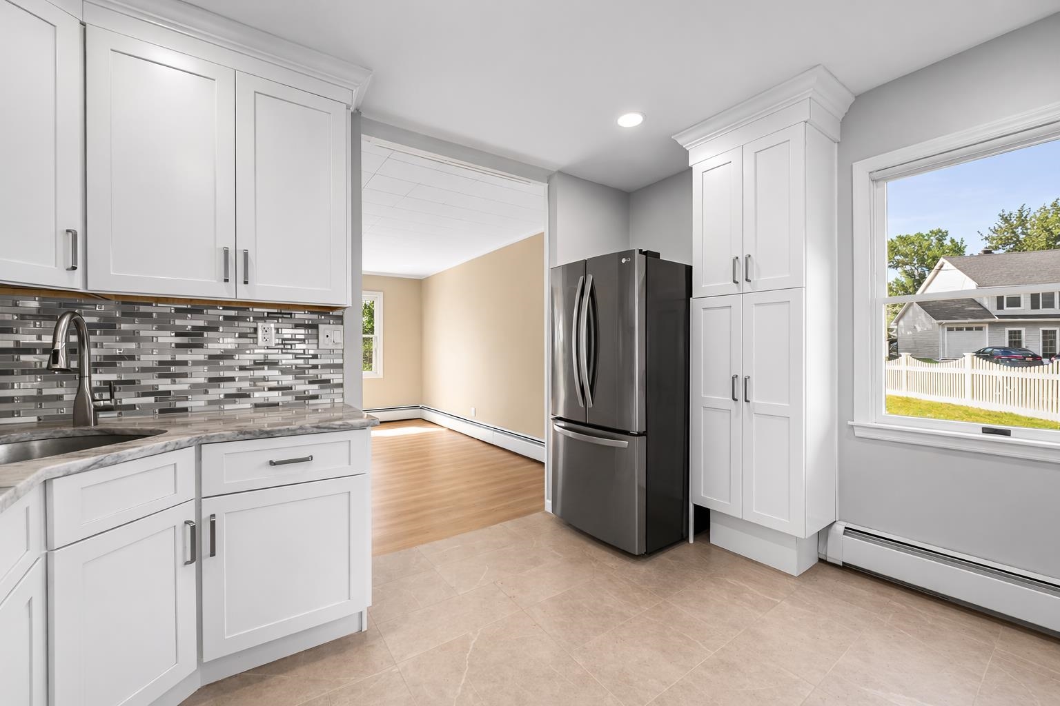 52 Markham Road Edison, NJ 08817 - Photo 6 of 33