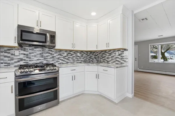 $3,100 | 52 Markham Road, Edison, NJ 08817