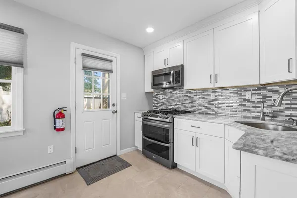 $3,100 | 52 Markham Road, Edison, NJ 08817