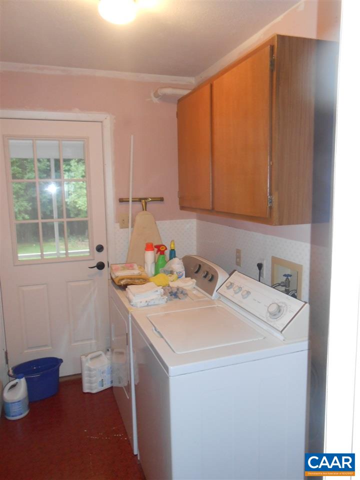 1430 Old Brook Road Charlottesville, VA 22901 - Photo 15 of 17 Gallery Image 15