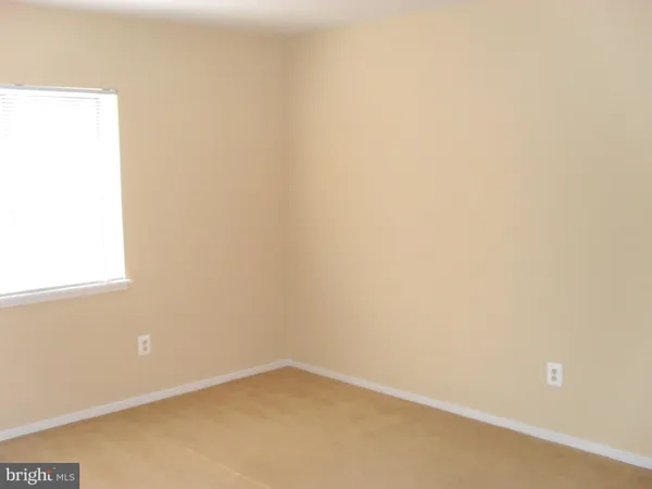 $350,000 | 1659 Parkcrest Circle, Unit C, Reston, VA 20190