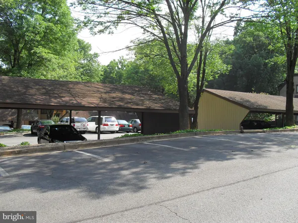 $350,000 | 1659 Parkcrest Circle, Unit C, Reston, VA 20190