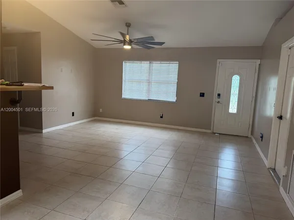 $2,500 | 9495 80th Street, Unit 9495, Vero Beach, FL 32967