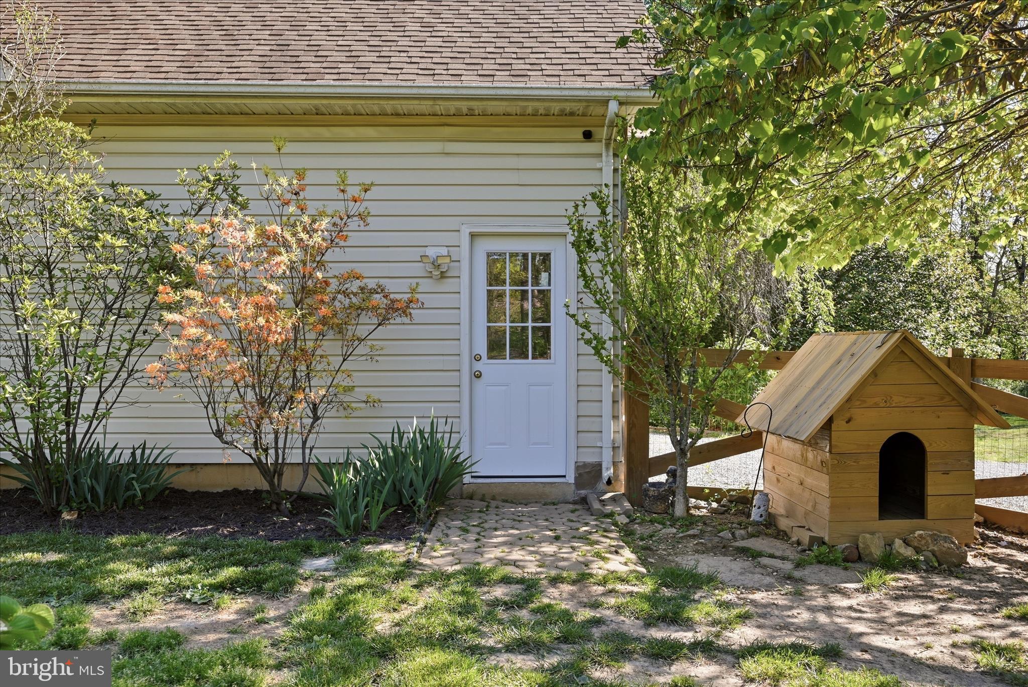1721 Bishop Meade Road Boyce, VA 22620 - Photo 63 of 69 Back Door