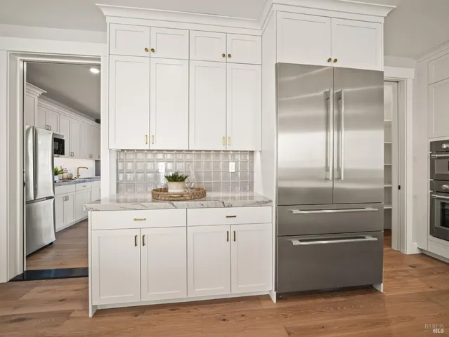 $3,462,400 | 110 Erin Drive, San Rafael, CA 94903