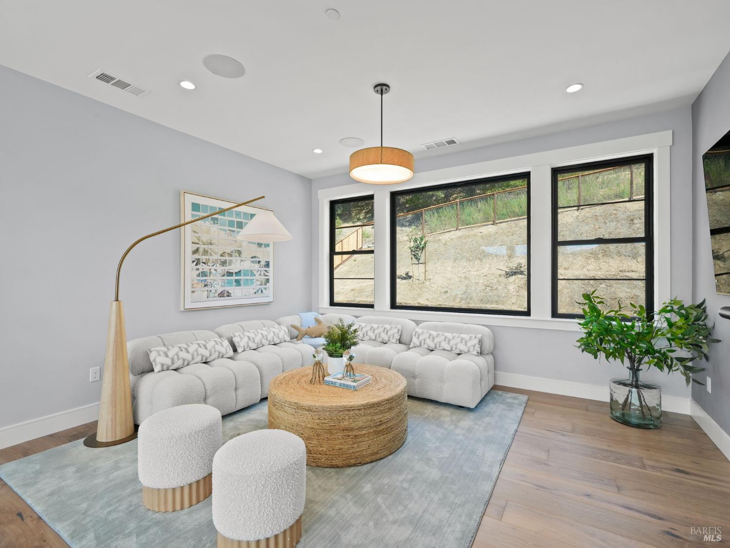 110 Erin Drive San Rafael, CA 94903 - Photo 29 of 53 Image is of show home. See agent for colors, options and upgrades for this homesite.