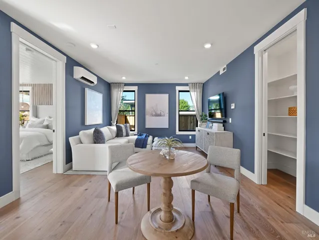 $3,462,400 | 110 Erin Drive, San Rafael, CA 94903