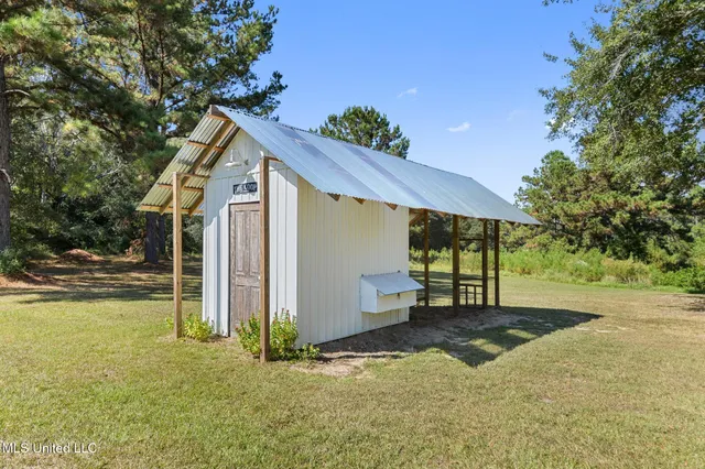 $499,000 | 19696 West Wortham Road, Saucier, MS 39574