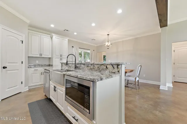 $499,000 | 19696 West Wortham Road, Saucier, MS 39574