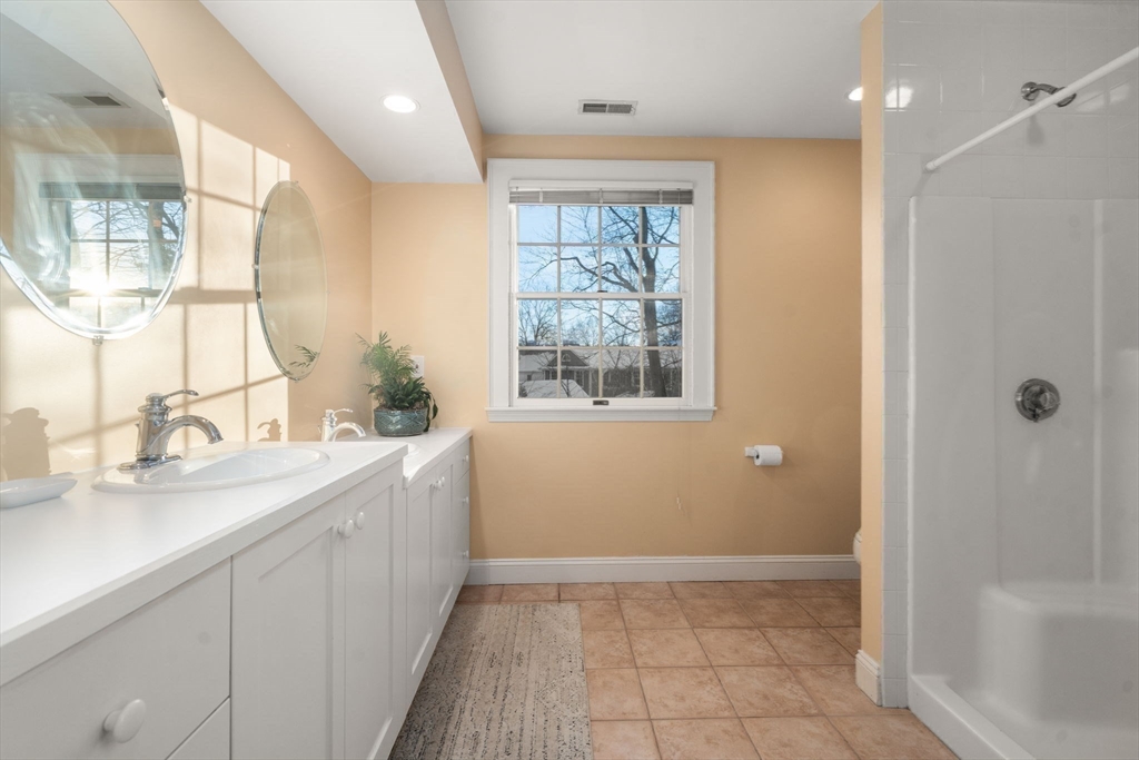 14 Wedgewood Road Newton, MA 02465 - Photo 24 of 31