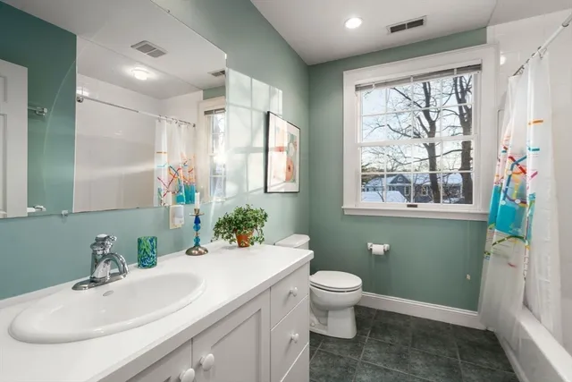 $1,595,000 | 14 Wedgewood Road, Newton, MA 02465