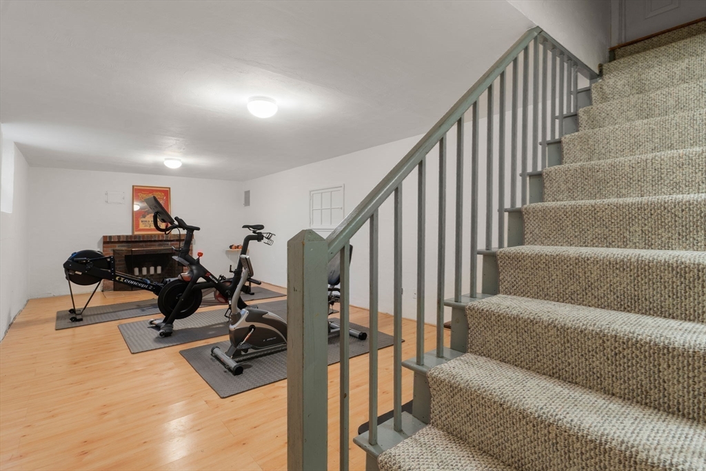 14 Wedgewood Road Newton, MA 02465 - Photo 26 of 31