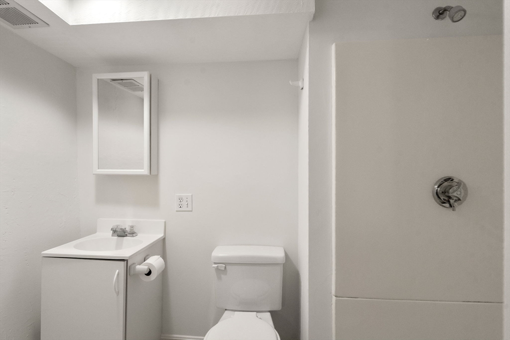 14 Wedgewood Road Newton, MA 02465 - Photo 29 of 31