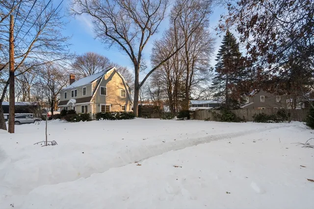 $1,595,000 | 14 Wedgewood Road, Newton, MA 02465