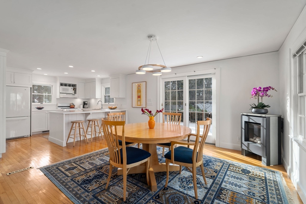 14 Wedgewood Road Newton, MA 02465 - Photo 5 of 31