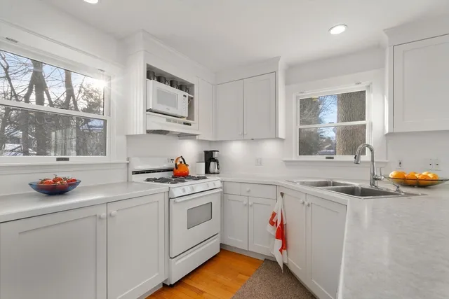 $1,595,000 | 14 Wedgewood Road, Newton, MA 02465