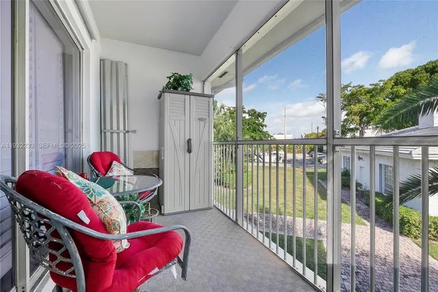 $174,999 | 6750 Northeast 21st Road, Unit 124, Fort Lauderdale, FL 33308