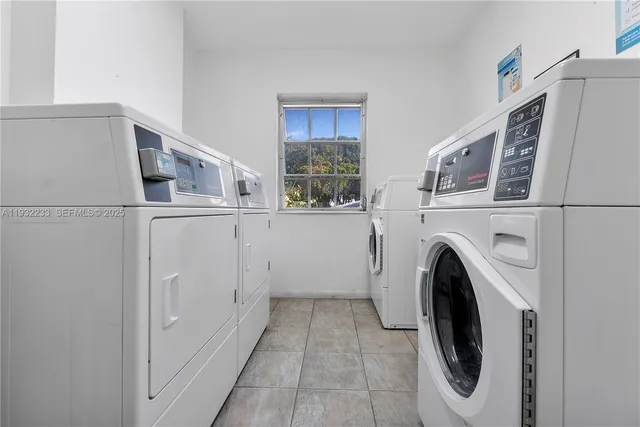 $174,999 | 6750 Northeast 21st Road, Unit 124, Fort Lauderdale, FL 33308