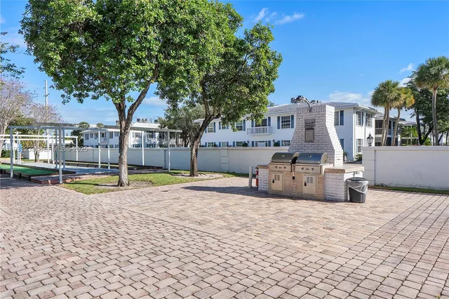 $174,999 | 6750 Northeast 21st Road, Unit 124, Fort Lauderdale, FL 33308