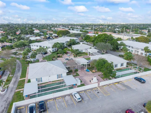$174,999 | 6750 Northeast 21st Road, Unit 124, Fort Lauderdale, FL 33308