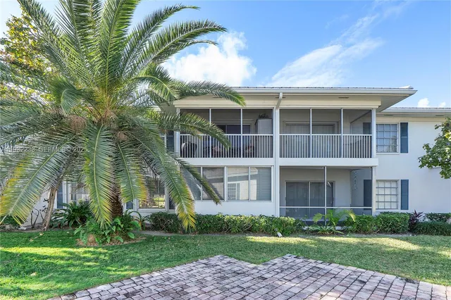 $174,999 | 6750 Northeast 21st Road, Unit 124, Fort Lauderdale, FL 33308