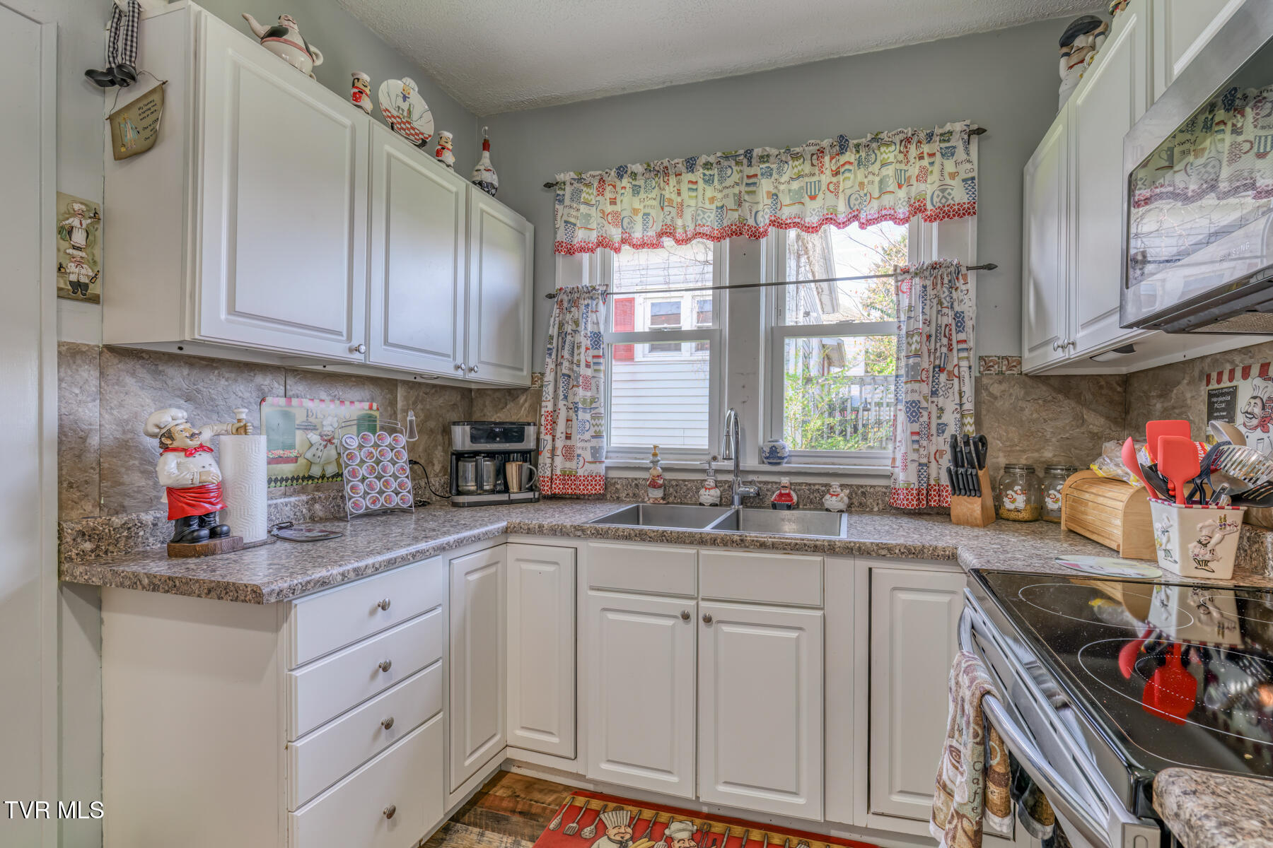 1117 Broad Street Bristol, TN 37620 - Photo 12 of 25 1117 Broad St-12