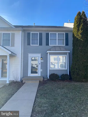 $1,875 | 118 Seabreeze Lane, Winchester, VA 22602