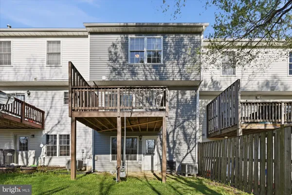 $1,875 | 118 Seabreeze Lane, Winchester, VA 22602