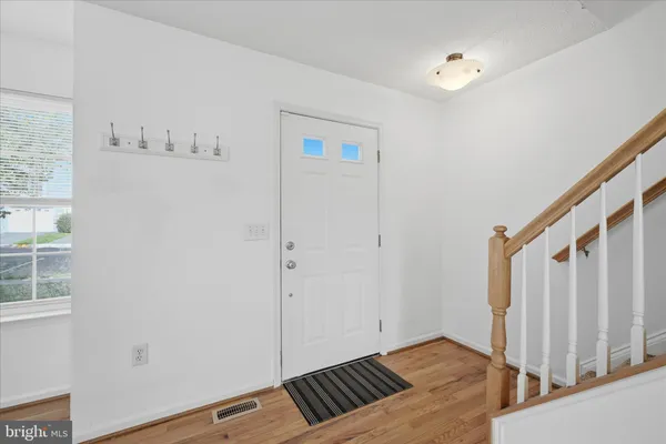 $1,875 | 118 Seabreeze Lane, Winchester, VA 22602