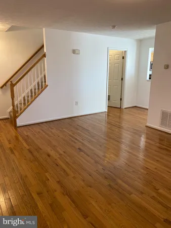 $1,875 | 118 Seabreeze Lane, Winchester, VA 22602