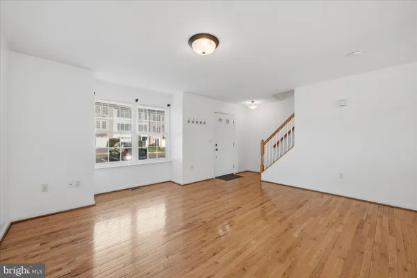 $1,875 | 118 Seabreeze Lane, Winchester, VA 22602