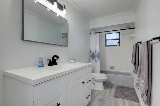 $399,000 | 145 South Wimbrow Drive, Sebastian, FL 32958