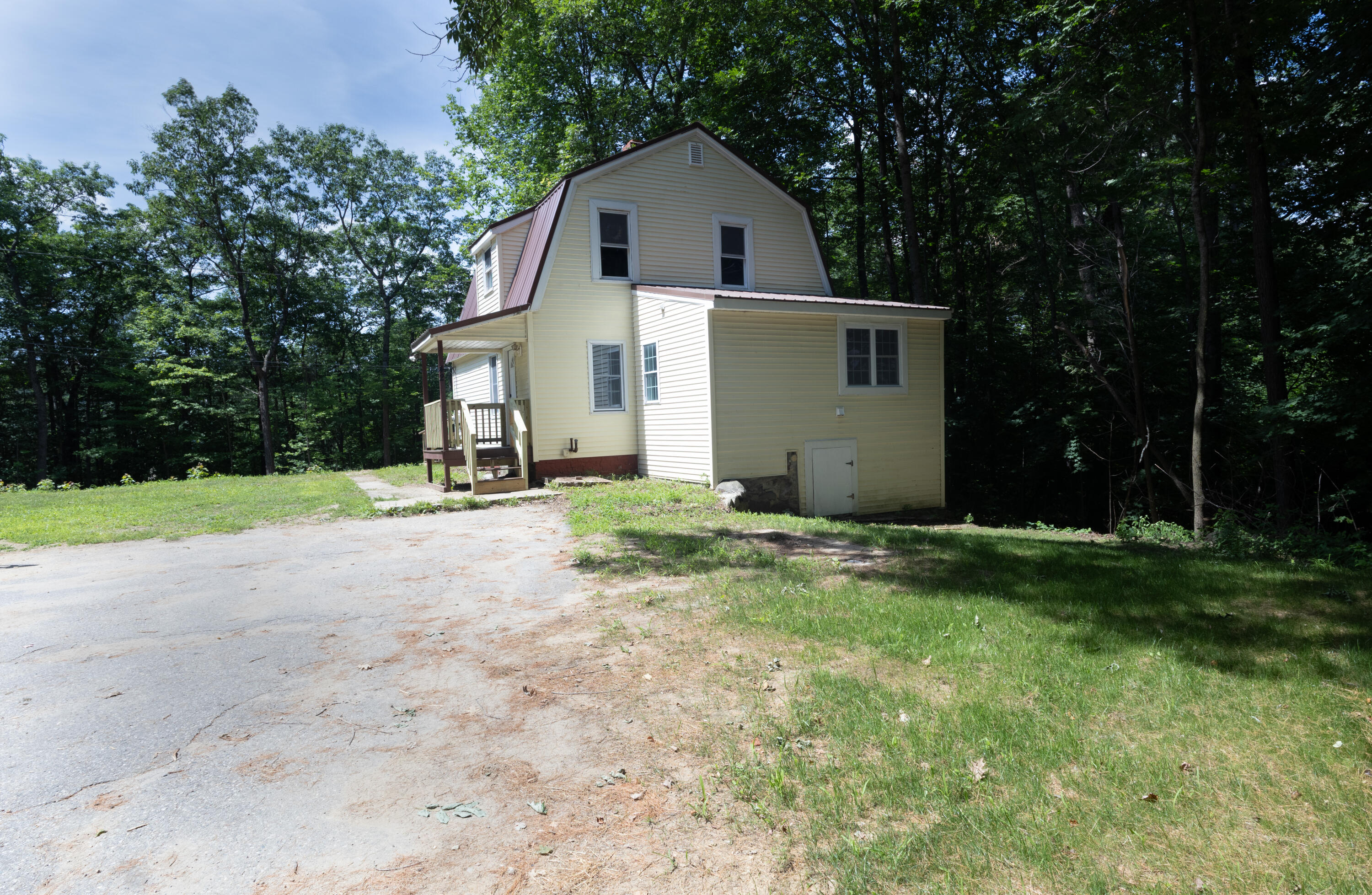 42 4th Street Mexico, ME 04257 - Photo 6 of 43 exterior 1