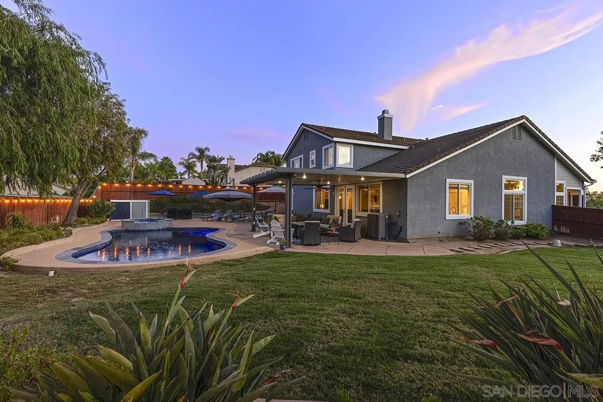 424 Hidden Trails Road Escondido, CA 92027 - Photo 33 of 45 Gallery Image 33