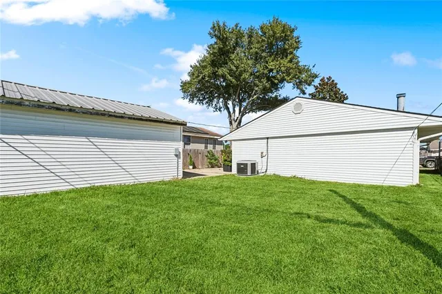 $185,000 | 177 Carita Drive, Avondale, LA 70094