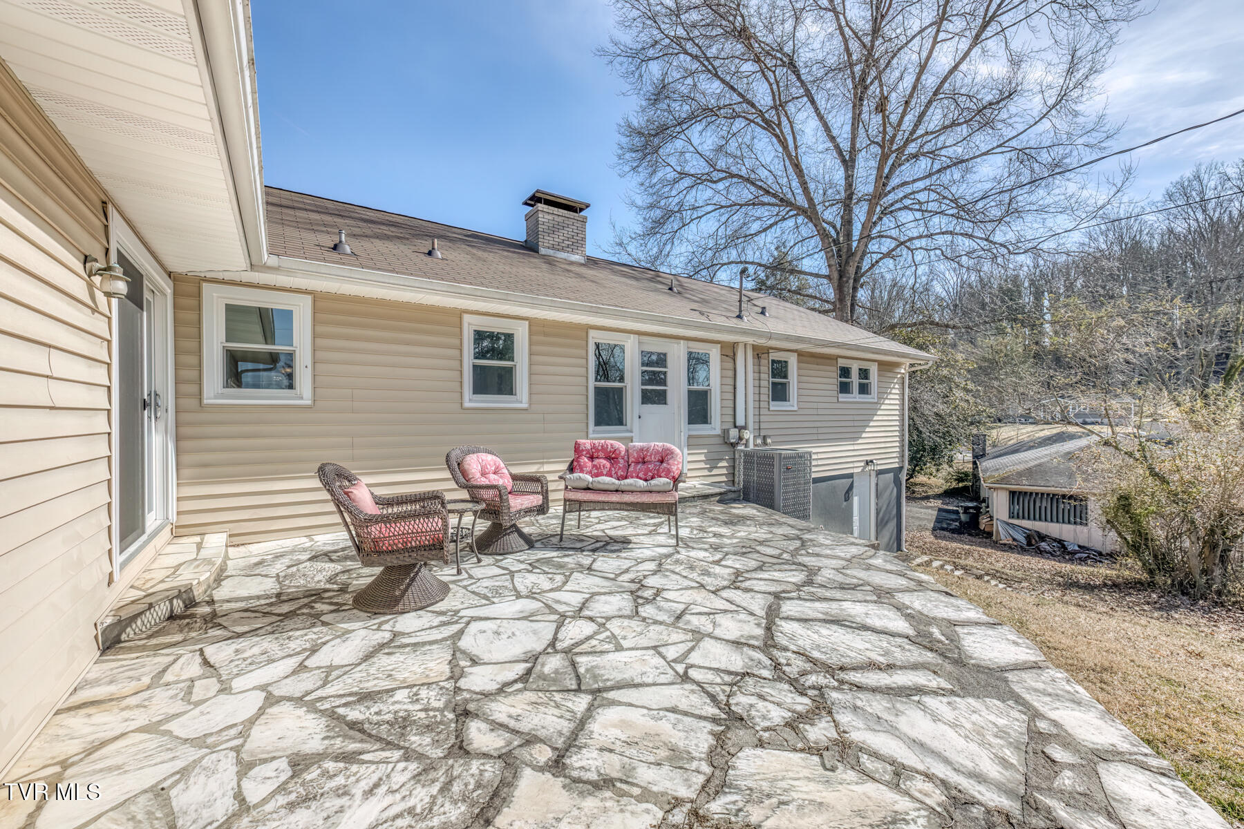1140 Foxcroft Road Bristol, VA 24201 - Photo 31 of 50 1140 Foxcroft Rd-31