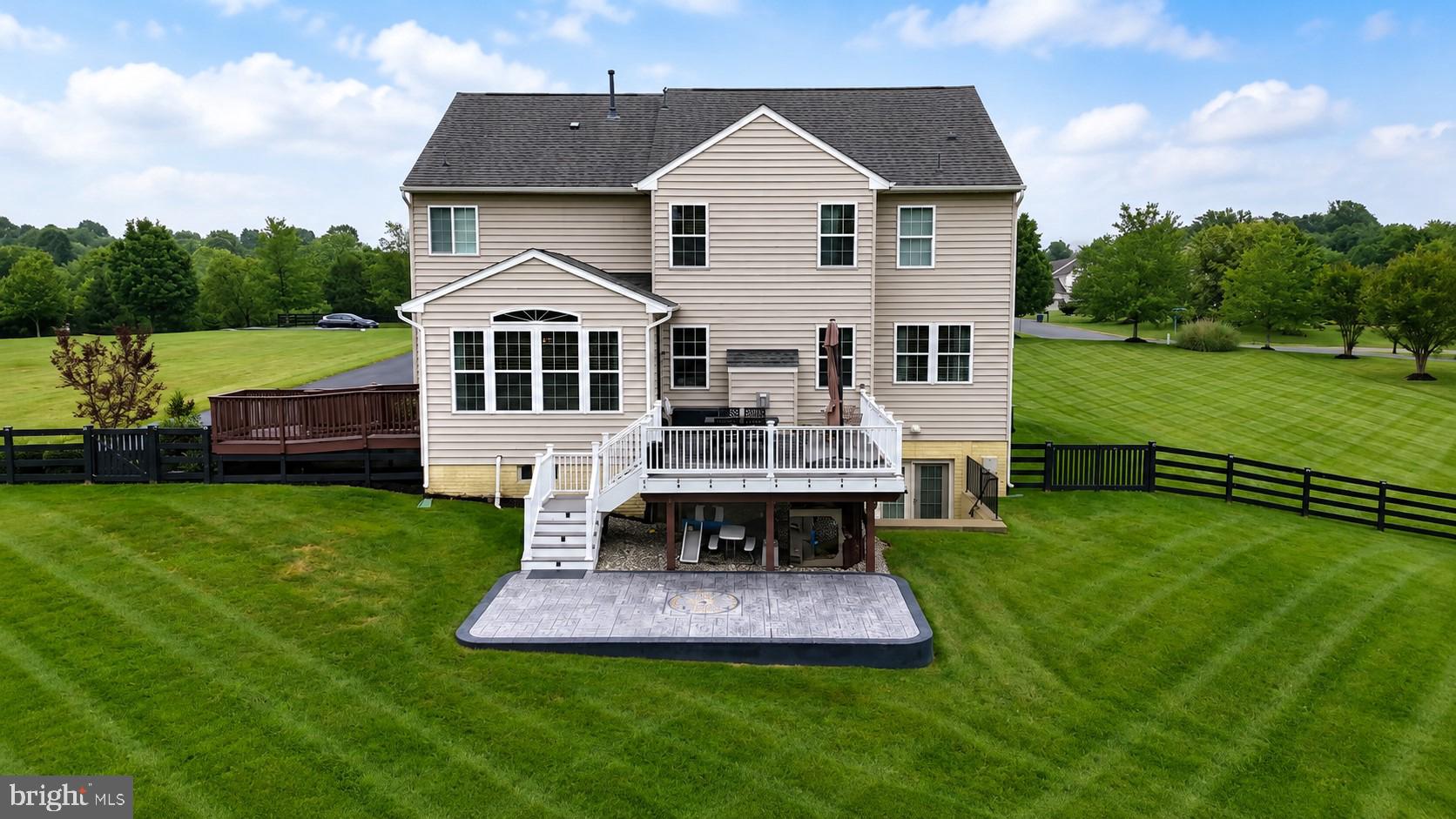 7054 Hi-Rock Ridge Road Warrenton, VA 20187 - Photo 3 of 7 Gallery Image 3