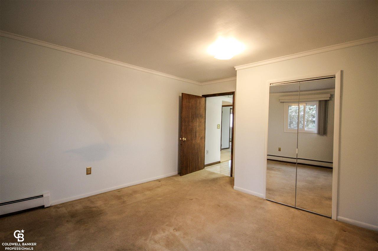 8493 North River Road Marine City, MI 48039 - Photo 30 of 55 31340713-31.JPG