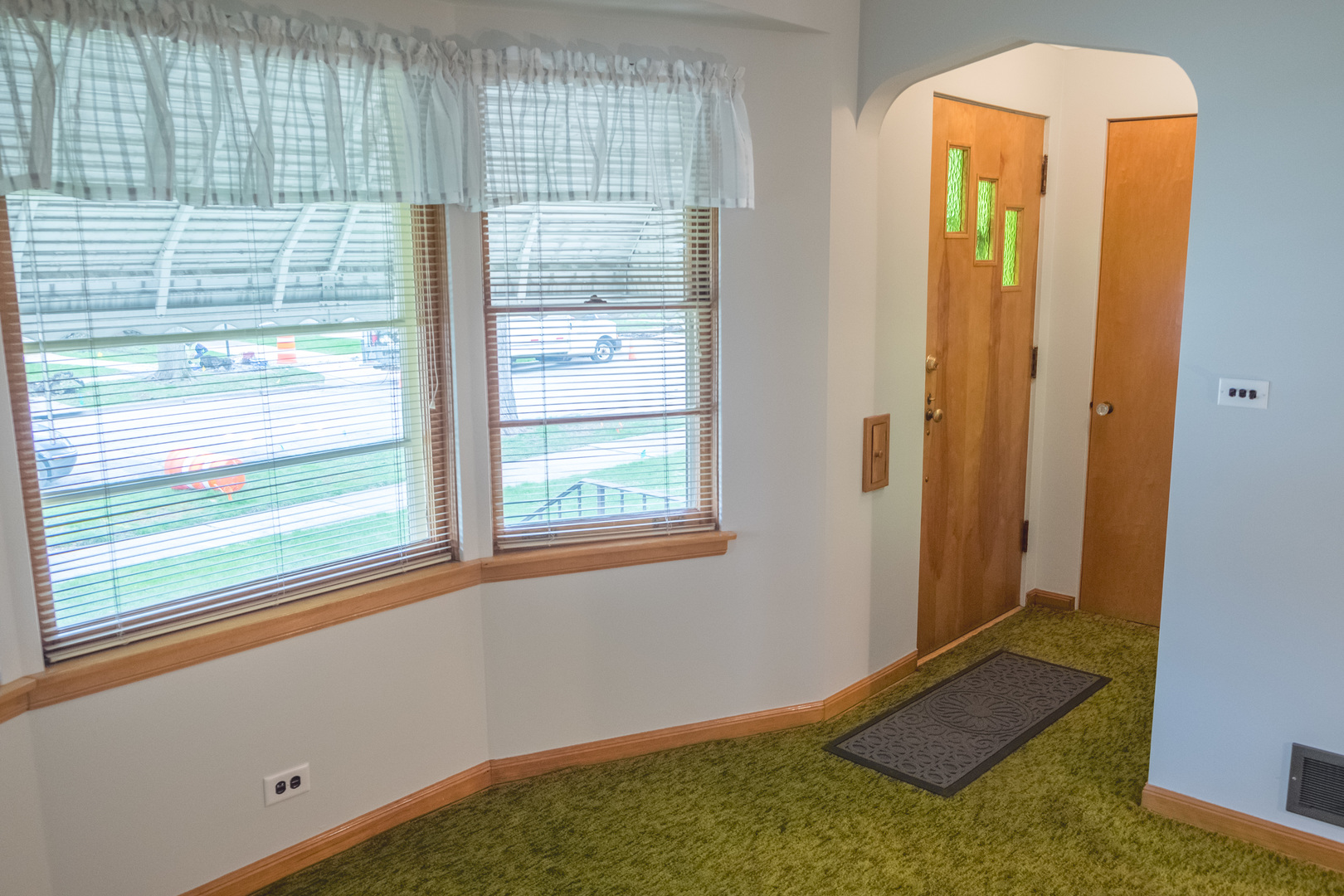 9016 West 23rd Street North Riverside, IL 60546 - Photo 11 of 49 a view of an empty room and window