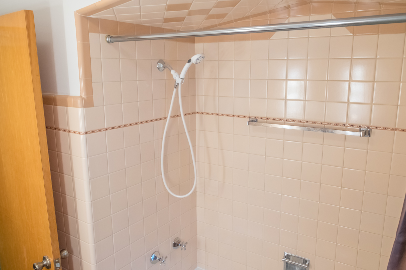 9016 West 23rd Street North Riverside, IL 60546 - Photo 23 of 49 a bathroom with a shower