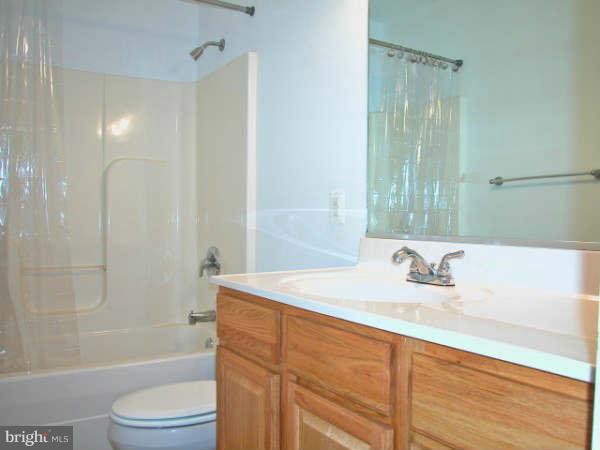 20442 Sparta Road Milford, VA 22514 - Photo 11 of 20 Bath