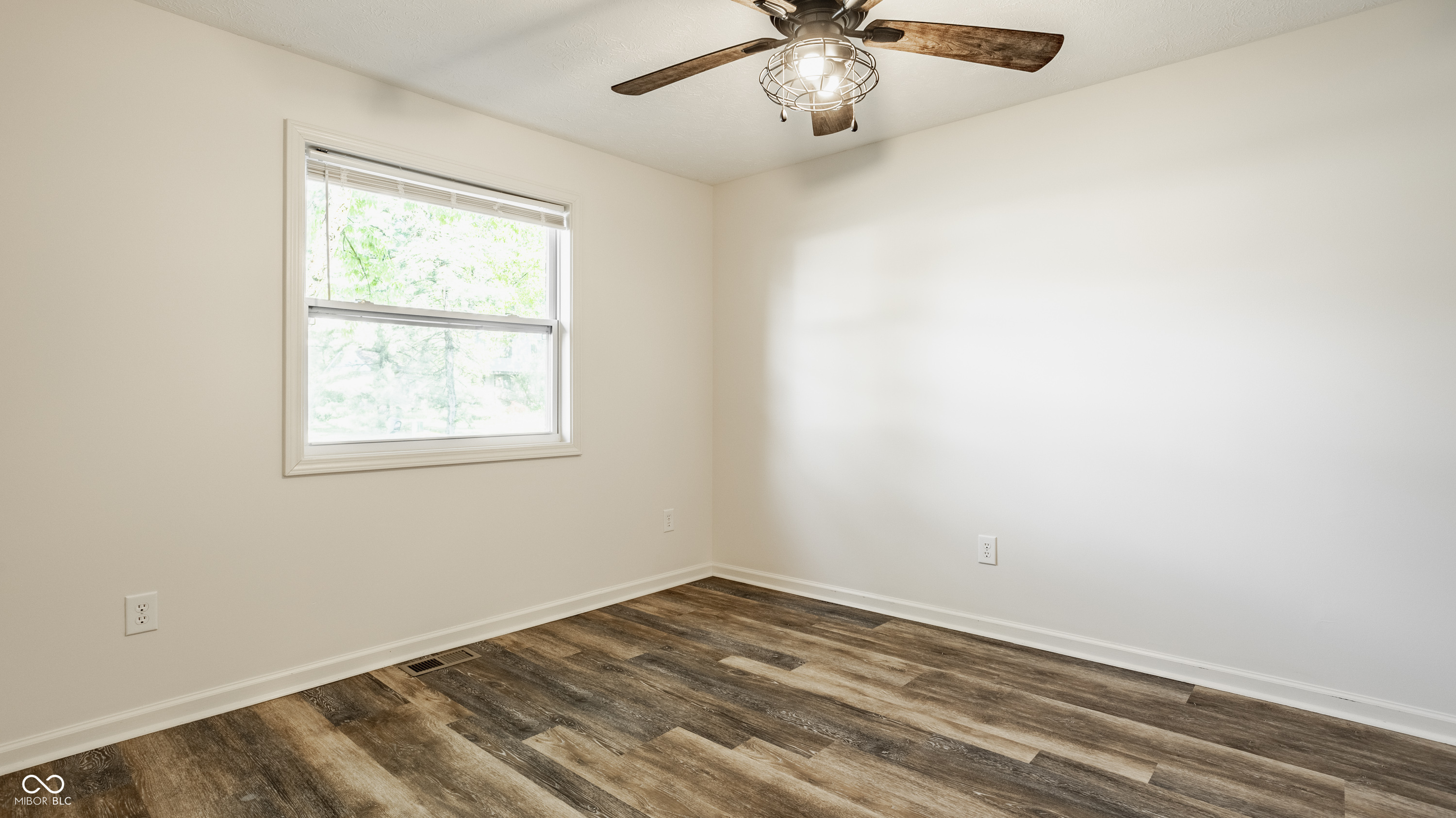 9649 Sycamore Road Carmel, IN 46032 - Photo 17 of 19