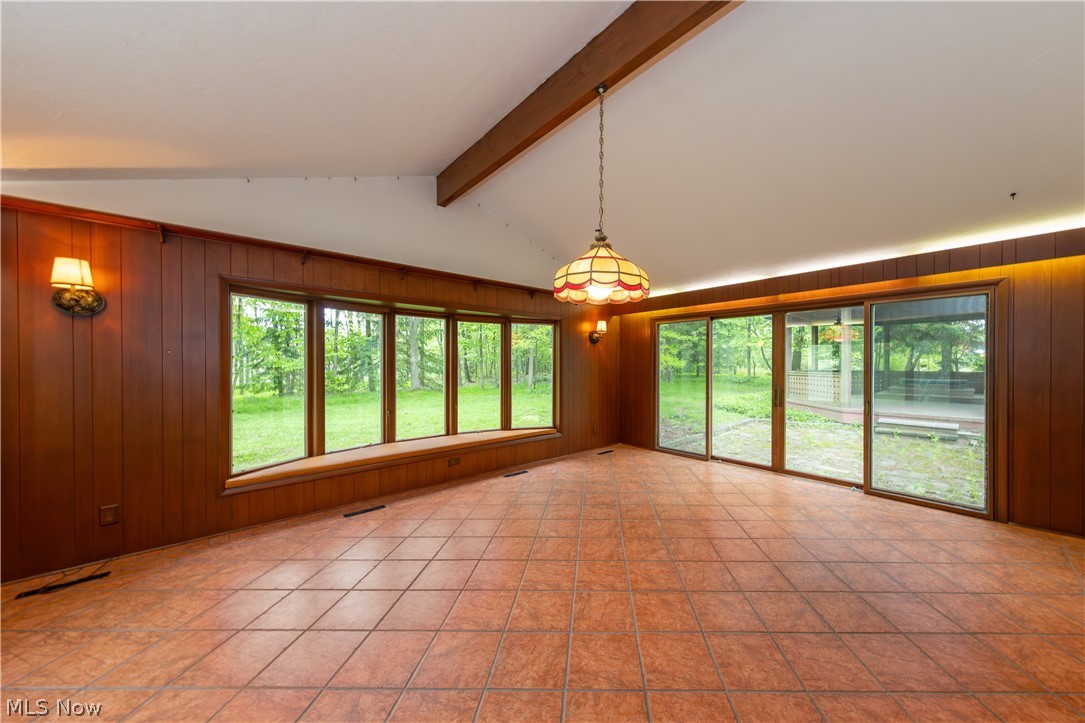 25001 Letchworth Road Beachwood, OH 44122 - Photo 19 of 50