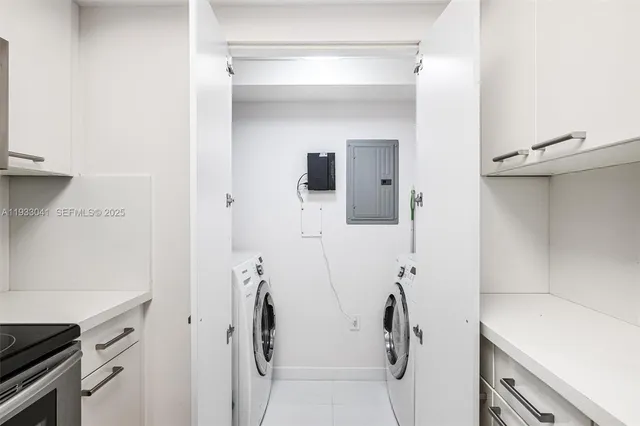 $3,600 | 19501 West Country Club Drive, Unit 2307, Aventura, FL 33180